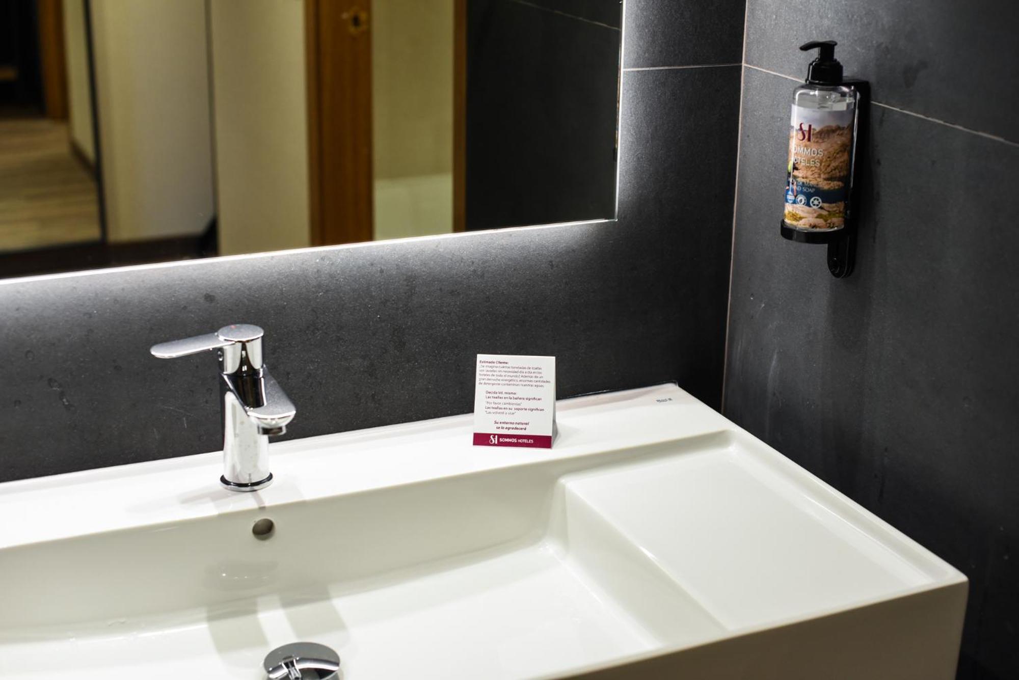 Sommos Hotel Benasque Spa المظهر الخارجي الصورة